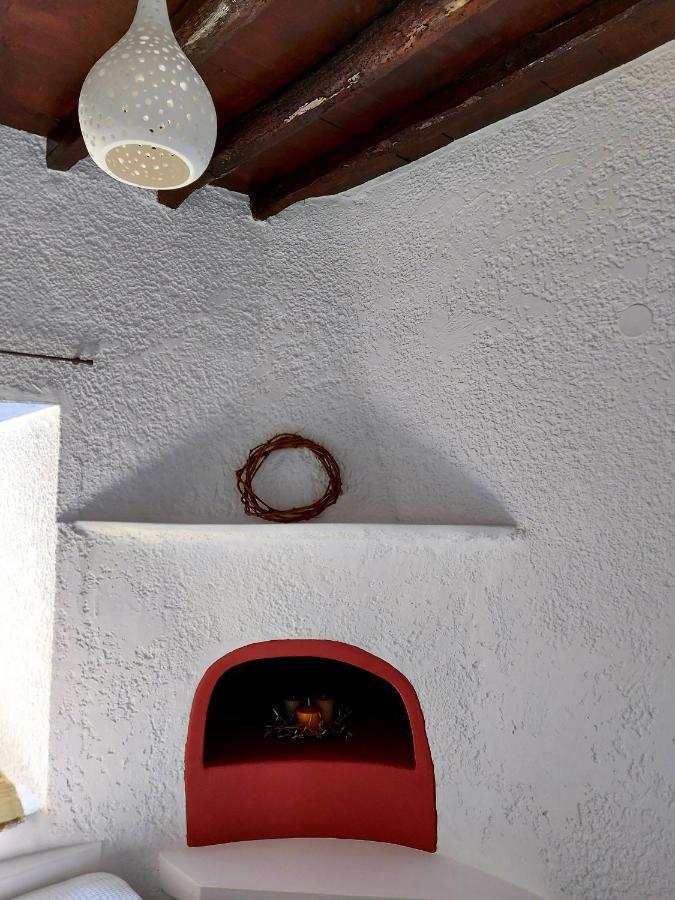 Le Petit Chateau Ano Syros Esterno foto